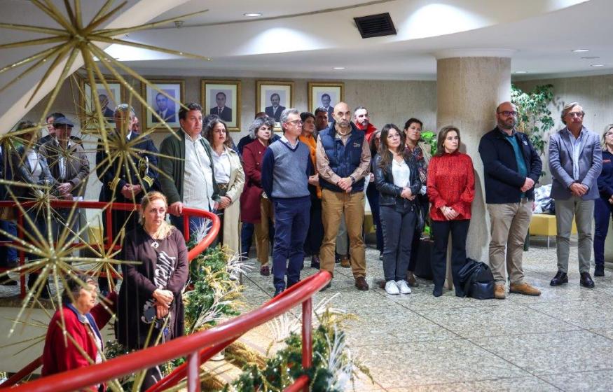 PRESIDENTE DA CÂMARA MUNICIPAL DE ALBUFEIRA DESEJA BOAS FESTAS