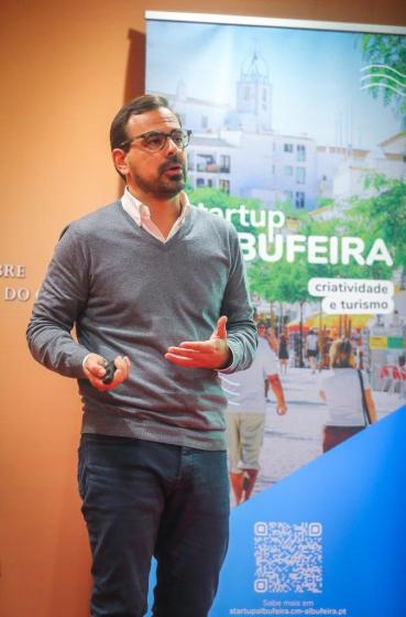 Apresentação pública dos projetos desenvolvidos por seis empreendedores que participaram no 2.º Bootcamp da Startup Albufeira