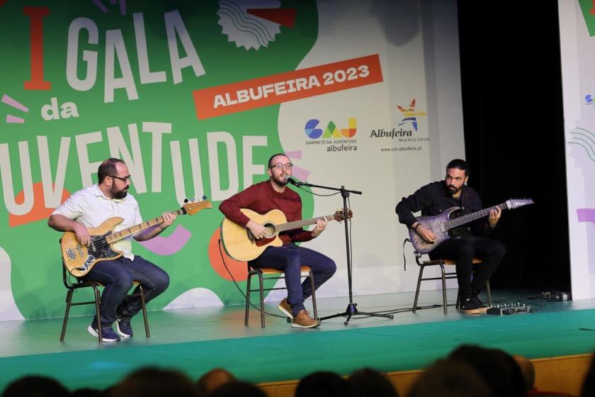 I GALA DA JUVENTUDE DE ALBUFEIRA HOMENAGEOU 200 JOVENS DE MÉRITO