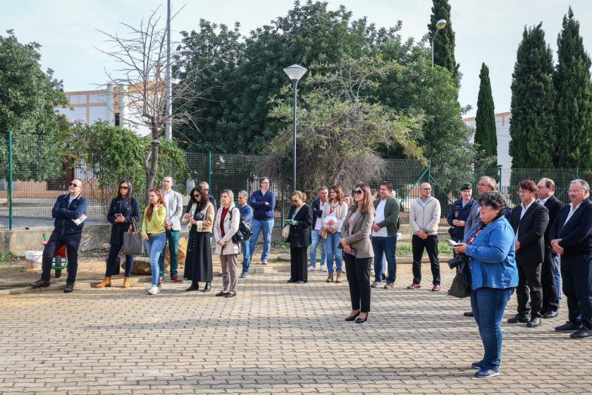 LANÇAMENTO DA 1.ª PEDRA DA REQUALIFICAÇÃO E AMPLIAÇÃO DA ESCOLA BÁSICA DE FERREIRAS