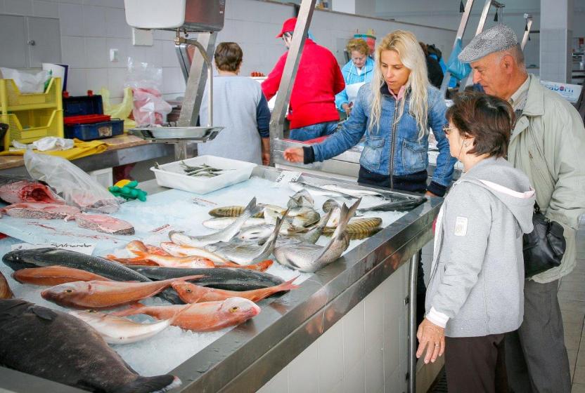 MERCADO MUNICIPAL DOS CALIÇOS COM PROGRAMAÇÃO CULTURAL DURANTE O MÊS DE DEZEMBRO