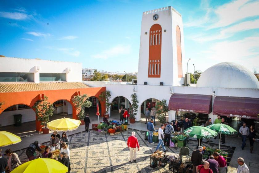 MERCADO MUNICIPAL DOS CALIÇOS COM PROGRAMAÇÃO CULTURAL DURANTE O MÊS DE DEZEMBRO