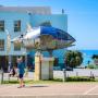 Escultura &amp;quot;Atum&amp;quot; homenageia os homens e mulheres das conserveiras de Albufeira